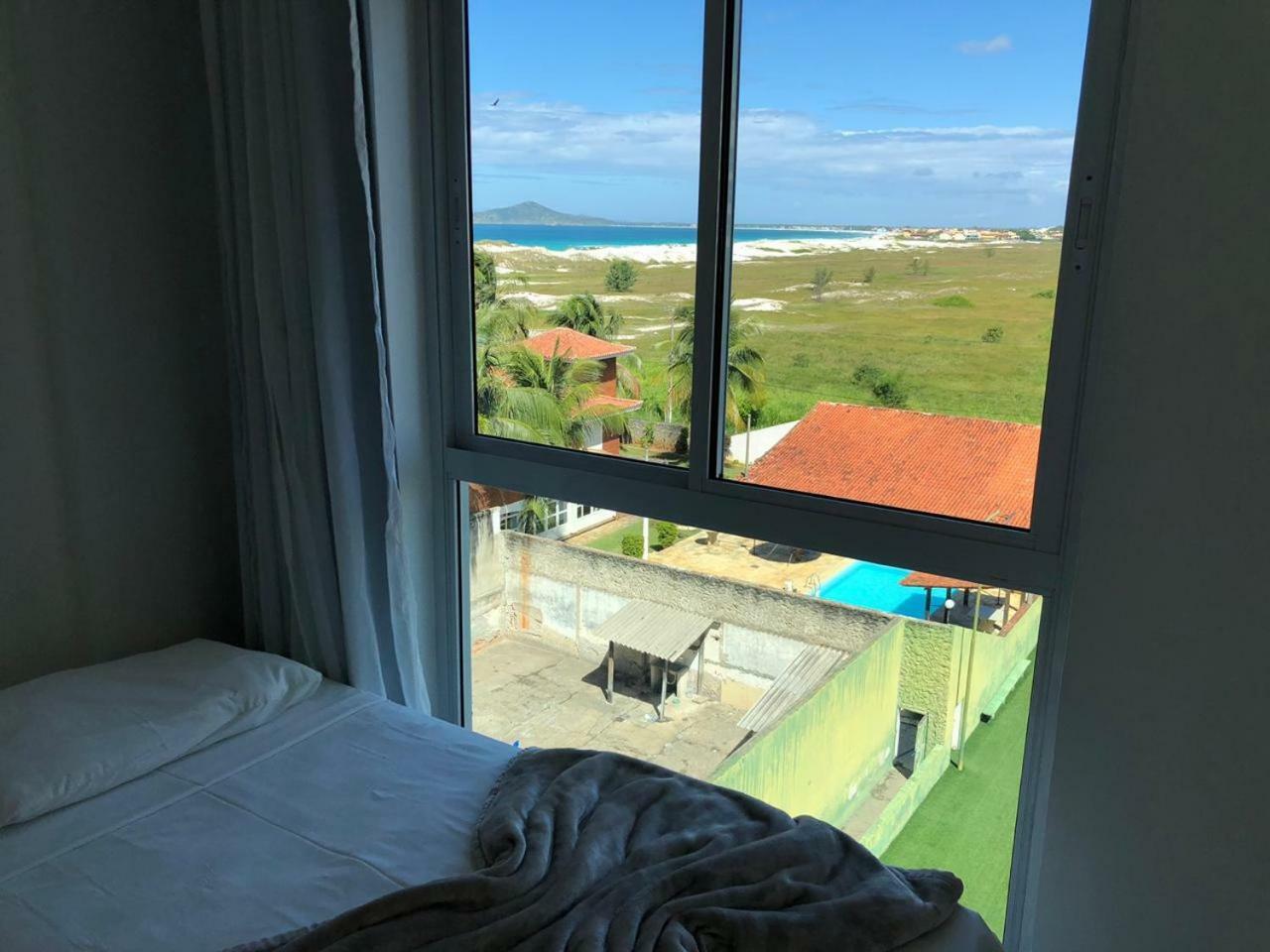 Apartamento com Varanda